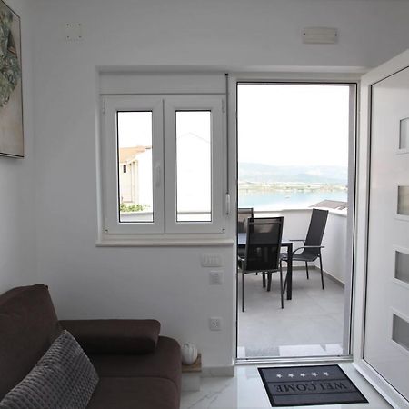 Apartmani Ive Trogir Exteriör bild