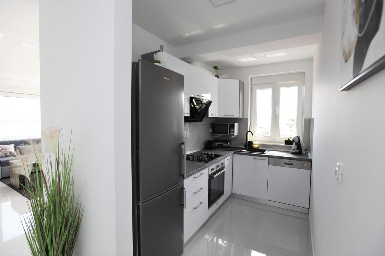 Apartmani Ive Trogir Exteriör bild