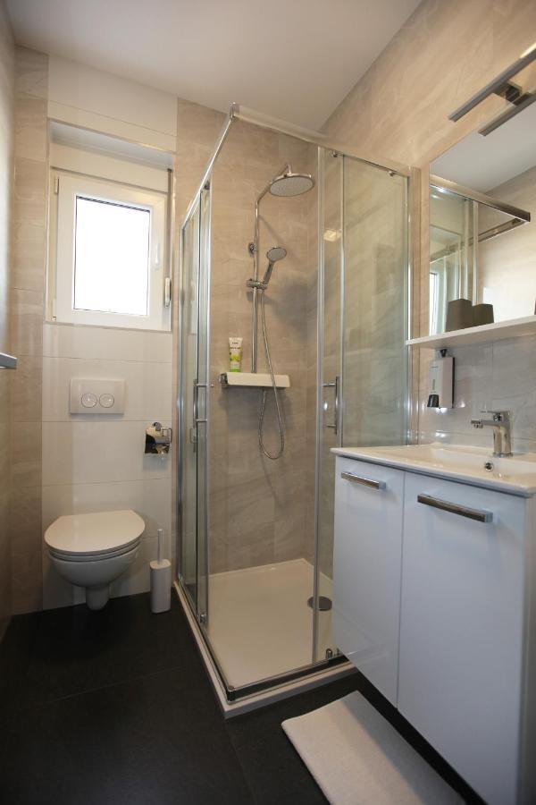 Apartmani Ive Trogir Exteriör bild